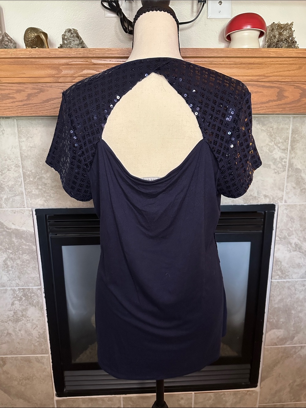White House Black Market Women’s Navy Sequin Short-Sleeve Top with Open Back XL - Picture 2 of 9